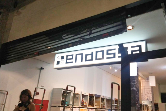 CONSERTO DE PORTAS 5 Portão de aço de enrolar automático e correr