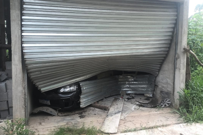 CONSERTO DE PORTAS 11 Portão de aço de enrolar automático e correr