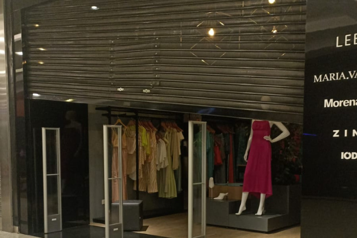 CONSERTO DE PORTAS 18 porta de aço de enrolar automático e correr